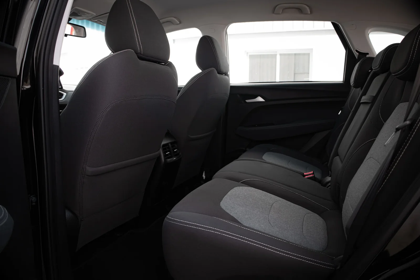 Rent Chevrolet Captiva  Black 2023 in Dubai - 10 