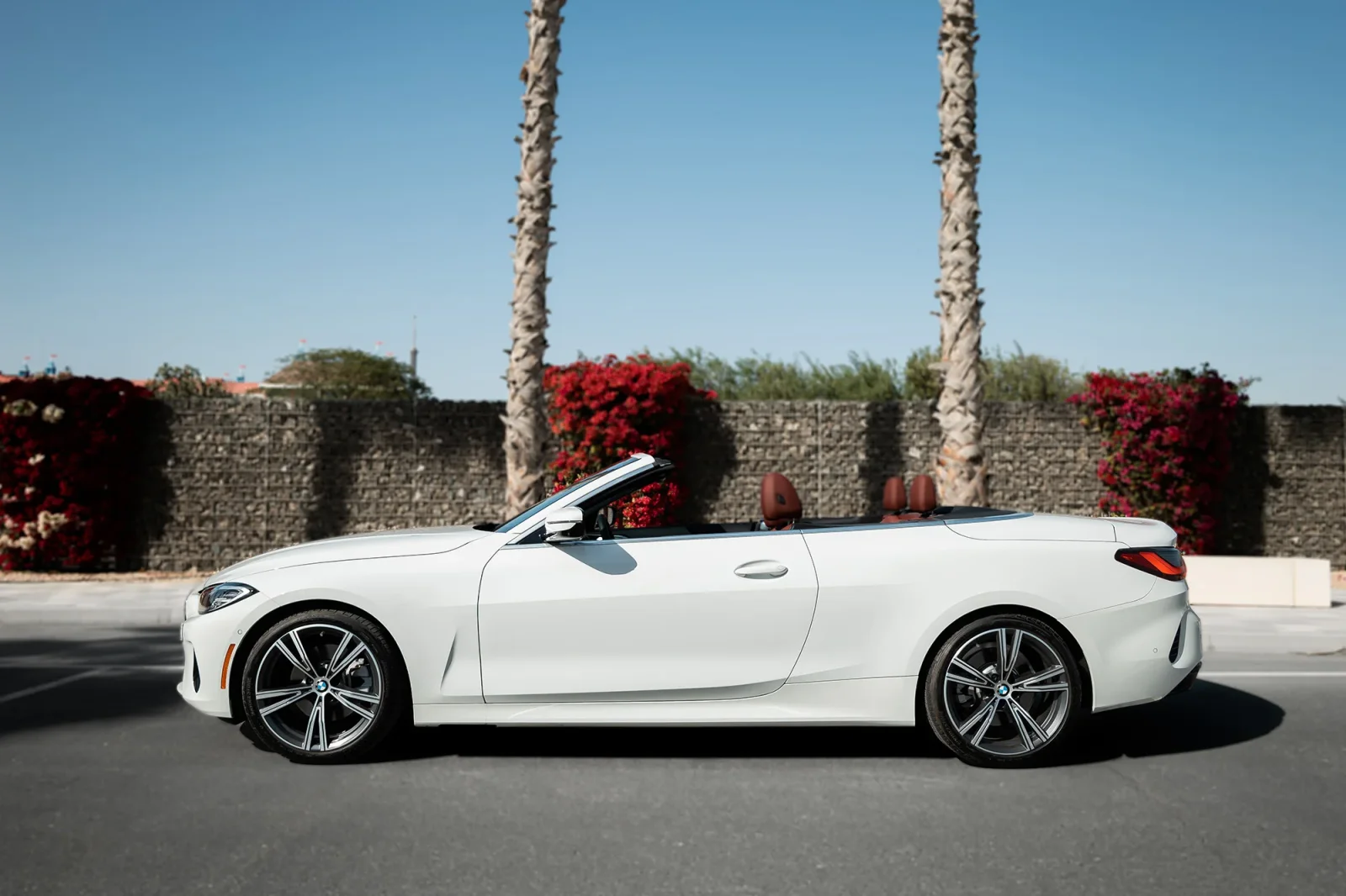 Alquiler BMW 4-Series 430i Blanco 2024 en Dubái - 8 