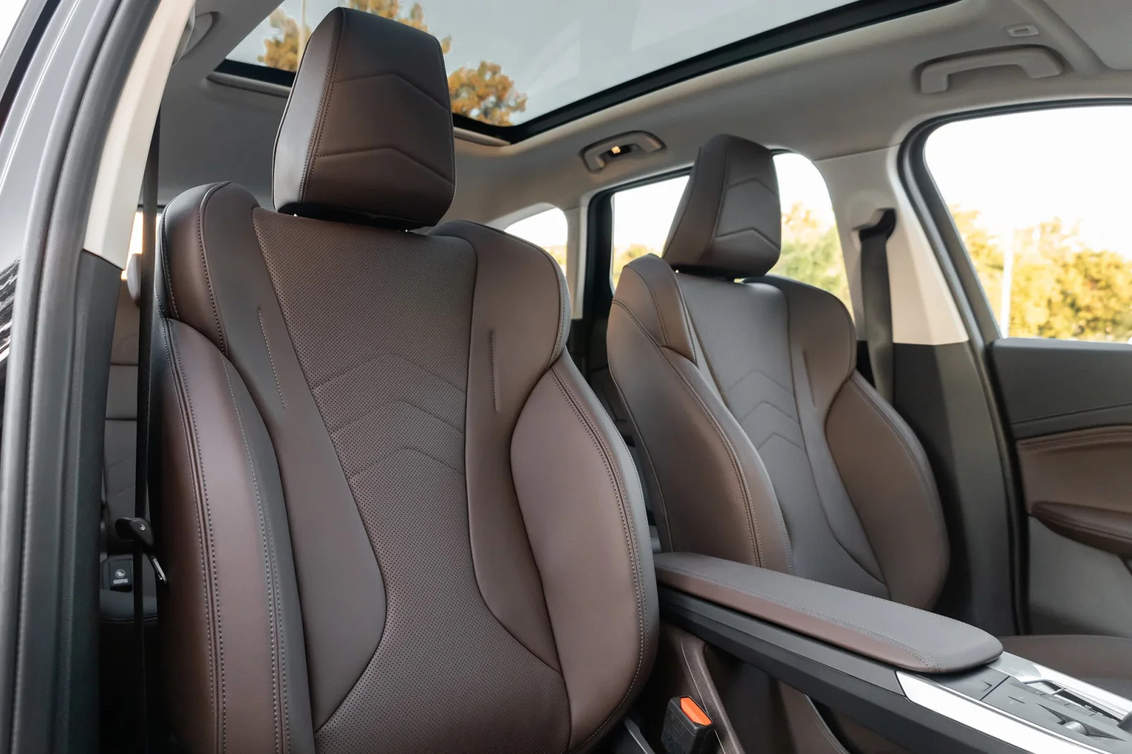 Loyer BMW X1  Noir 2024 en Dubai - 6 