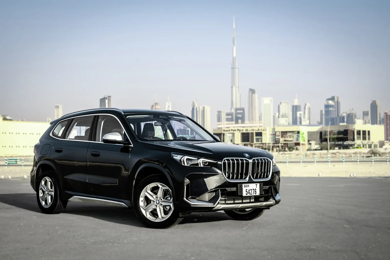 Loyer BMW X1  Noir 2024 en Dubai - 10 