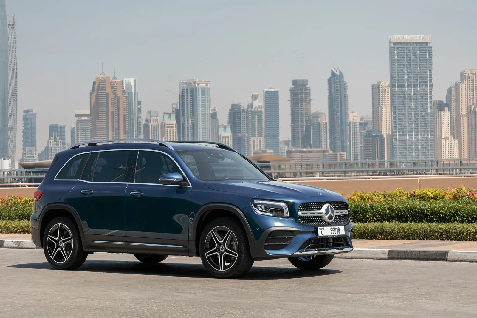 Affitto Mercedes-Benz GLB-Class 250 Blu 2023 in Dubai - 11 