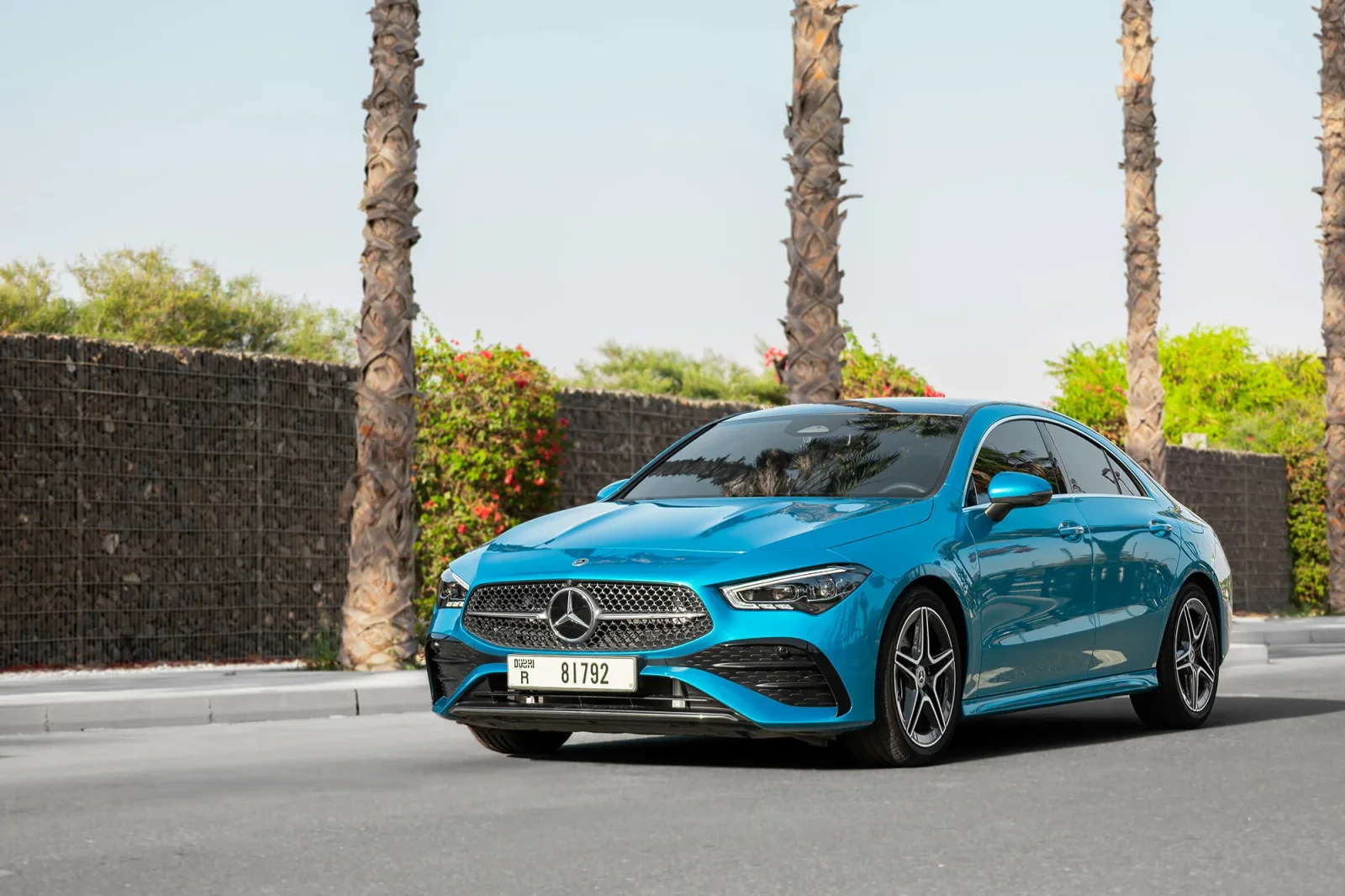 Huren Mercedes-Benz CLA-Class 4M Blauw 2024 in Dubai - 8 