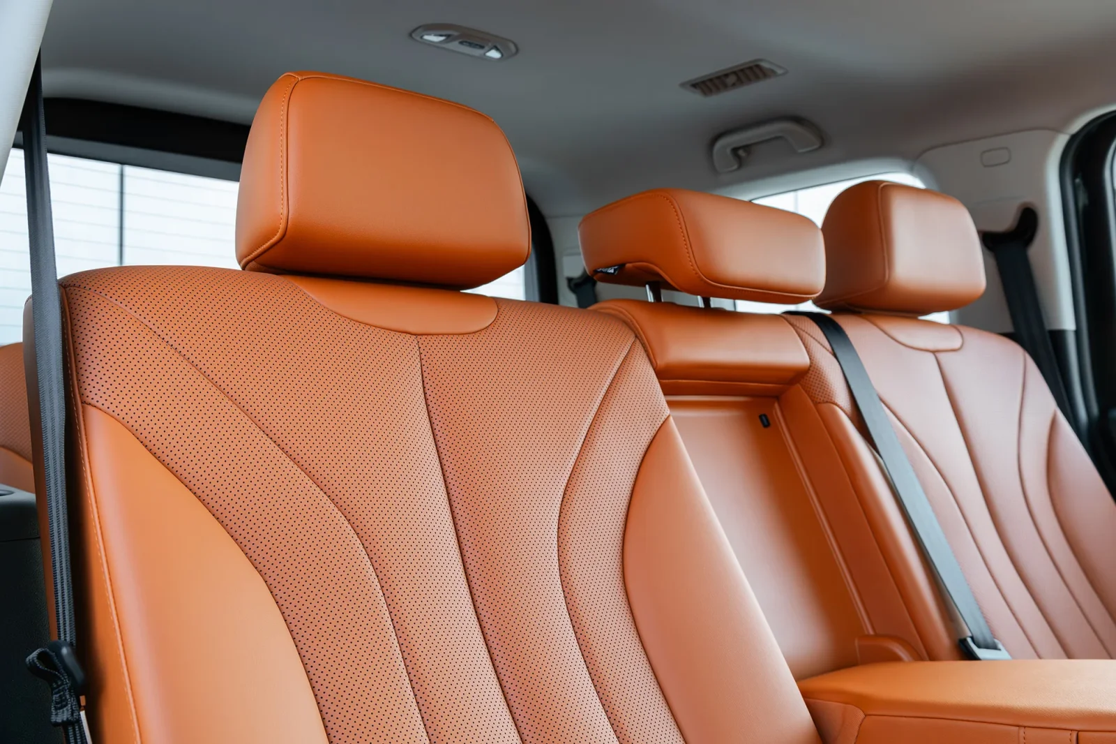 Alquiler Haval H9  Verde 2025 en Dubái - 7 