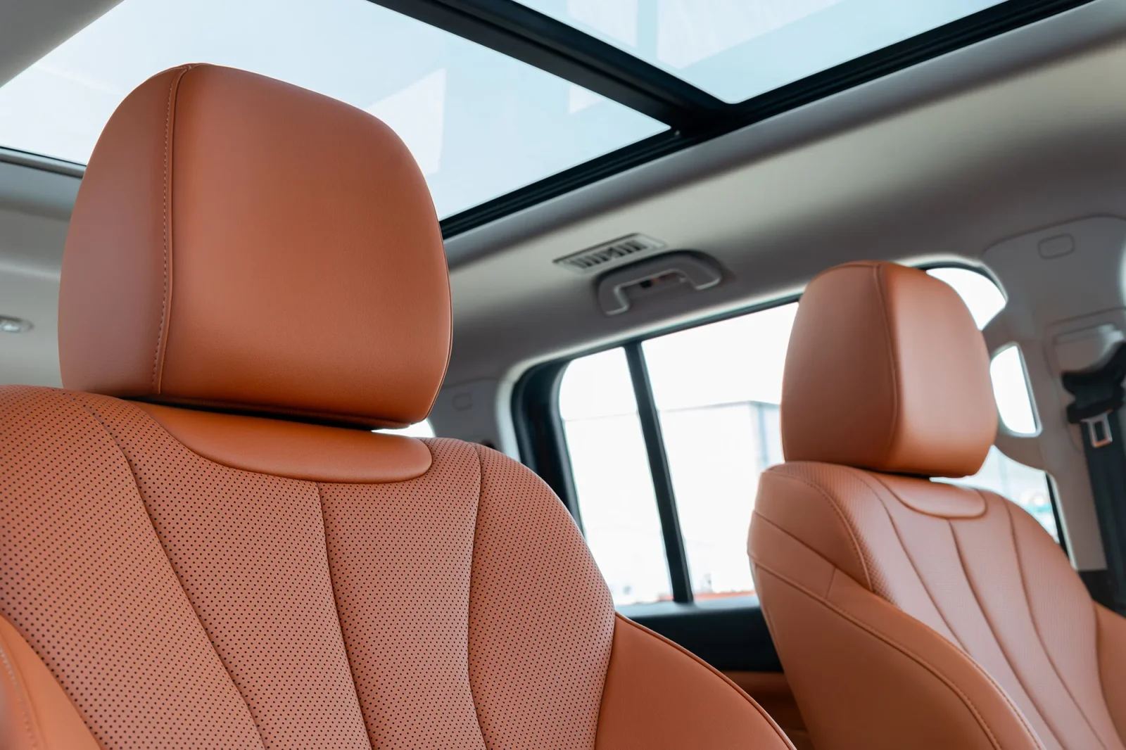 Alquiler Haval H9  Verde 2025 en Dubái - 13 