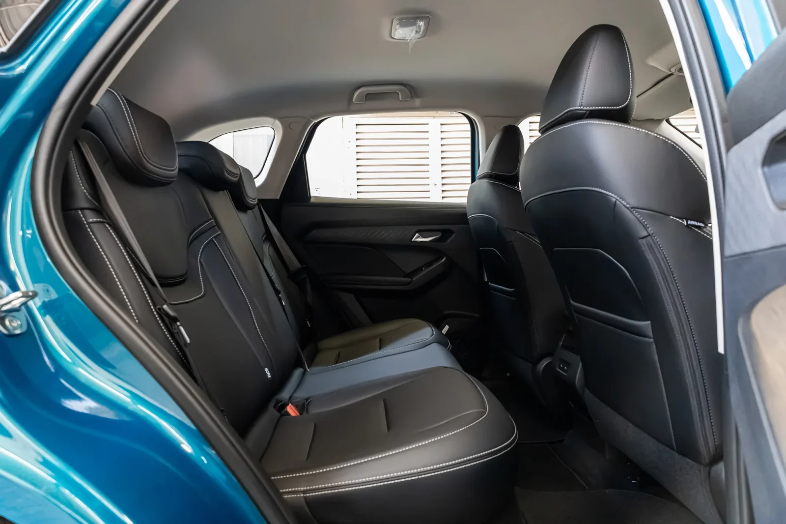 Rent Haval Jolion  Blue 2025 in Dubai - 5 