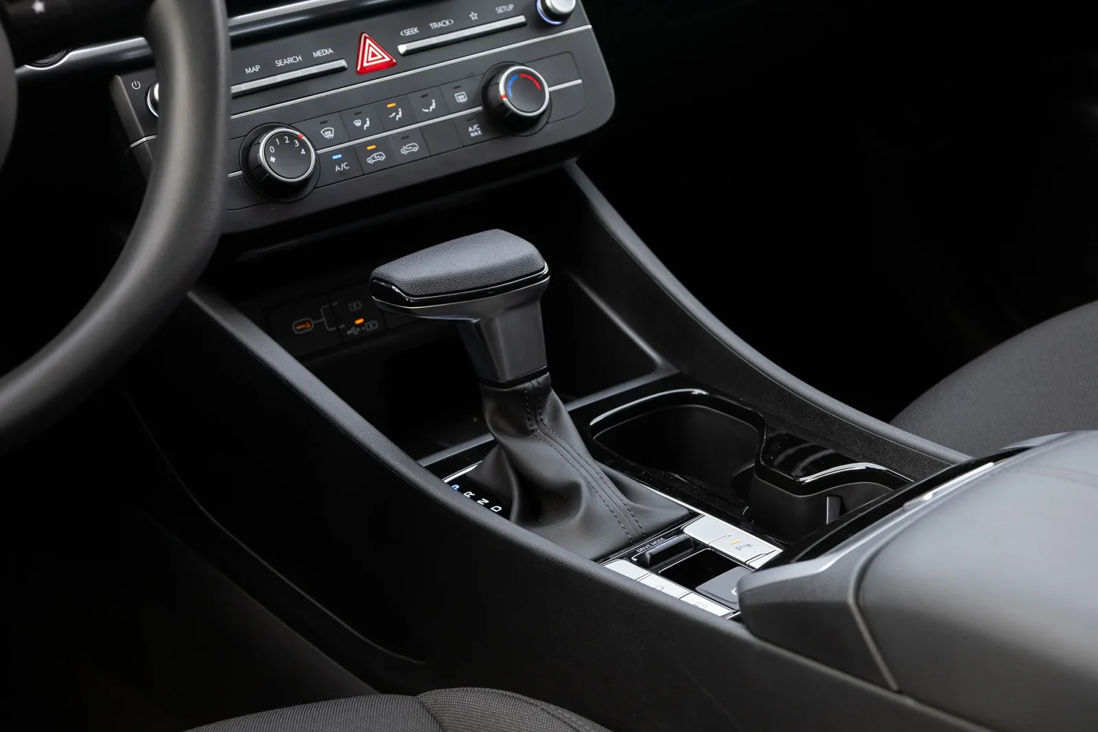 Kiralık Hyundai Tucson  Mavi 2025 içinde Dubai - 10 