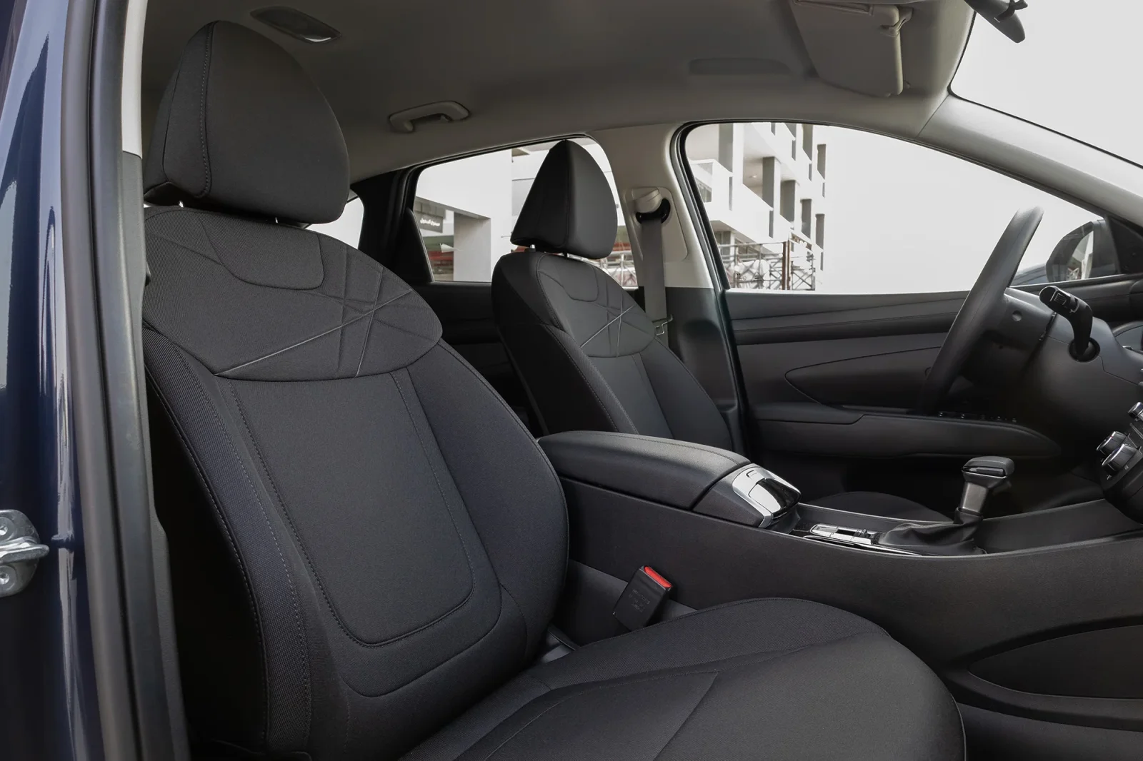 Kiralık Hyundai Tucson  Mavi 2025 içinde Dubai - 12 