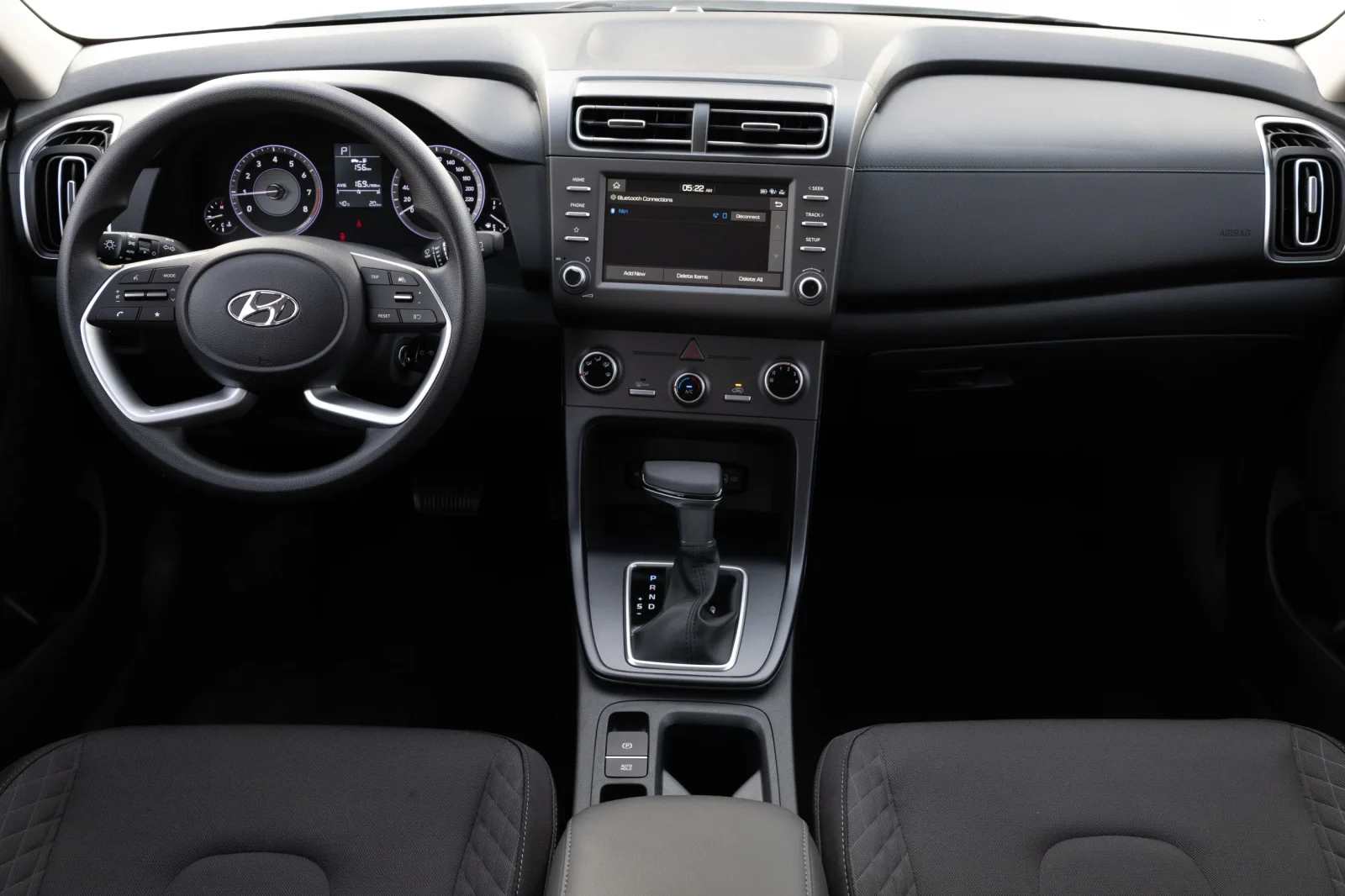 Rent Hyundai Creta  White 2025 in Dubai - 2 