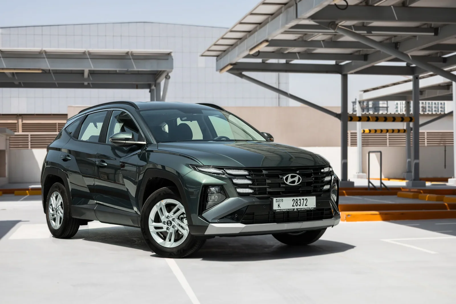 Huren Hyundai Tucson  Groente 2025 in Dubai - 13 