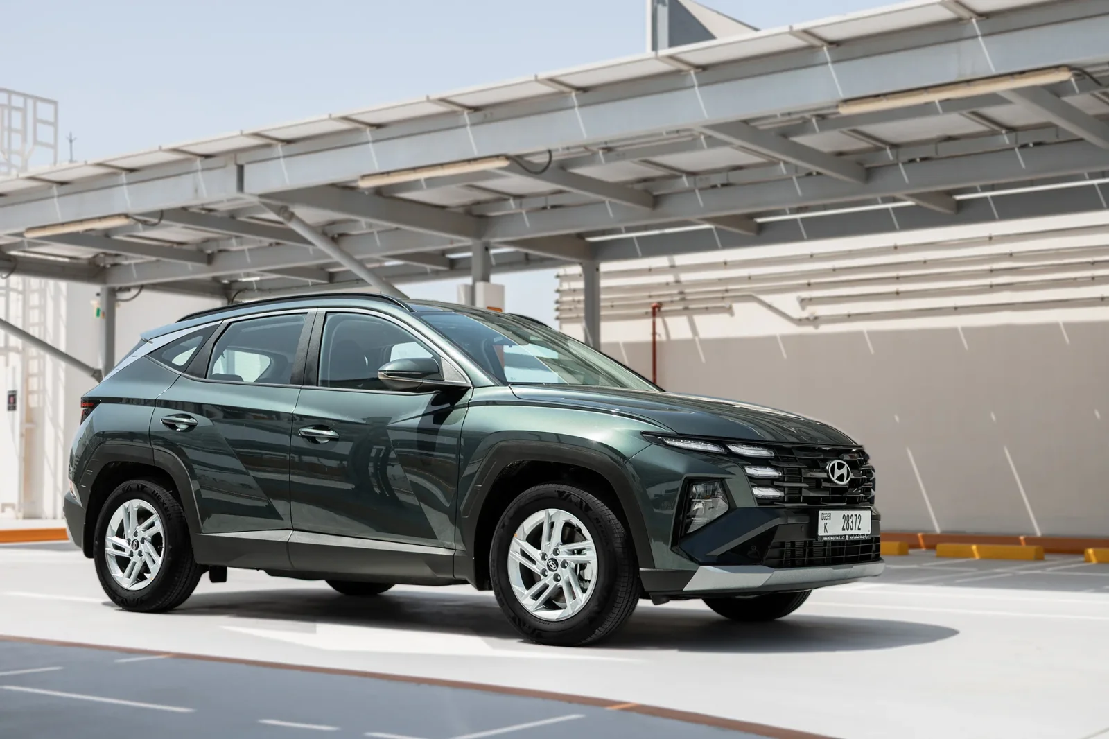 Huren Hyundai Tucson  Groente 2025 in Dubai - 2 