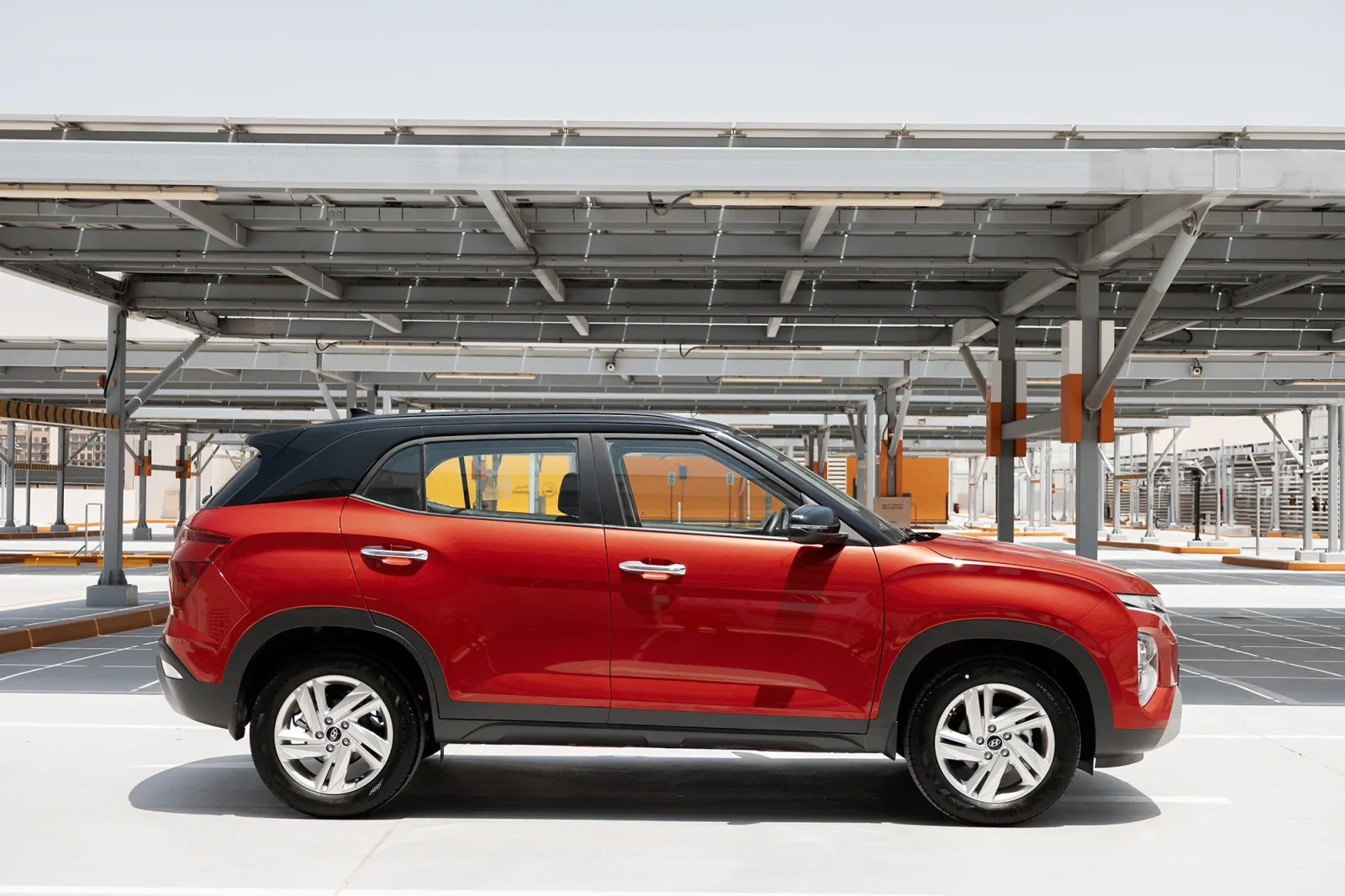 Alquiler Hyundai Creta  Rojo 2025 en Dubái - 9 