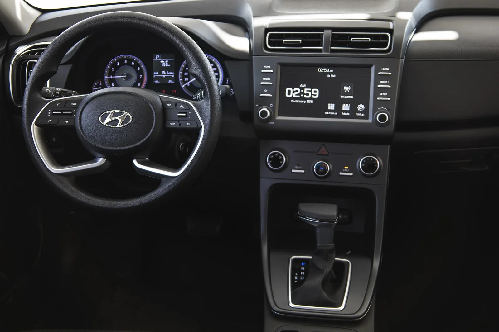 Alquiler Hyundai Creta  Rojo 2025 en Dubái - 4 