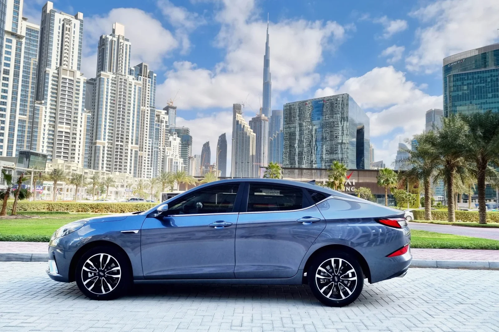 Аренда JAC J7  Синий 2023 в Дубае - 2 