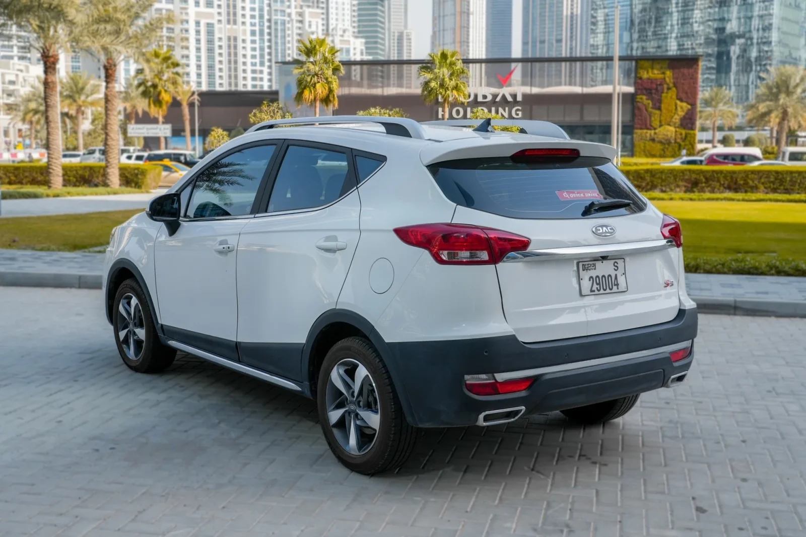 Miete JAC S3  Weiß 2023 in der Dubai - 3 