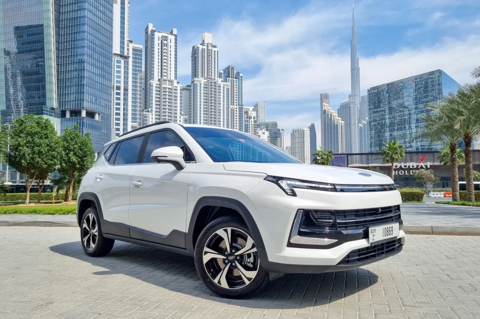 Alquiler JAC JS4  Blanco 2023 en Dubái