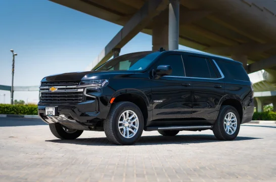 Chevrolet Tahoe Schwarz 2021