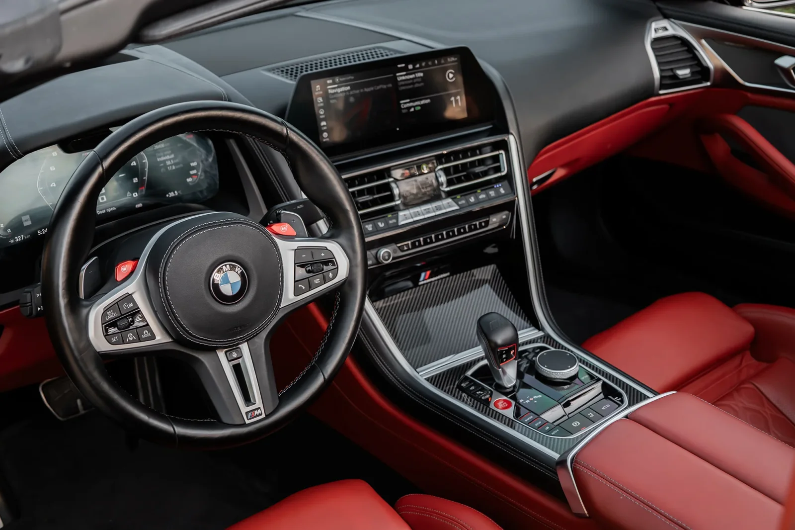 Аренда BMW M8 Competition Красный 2022 в Дубае - 4 