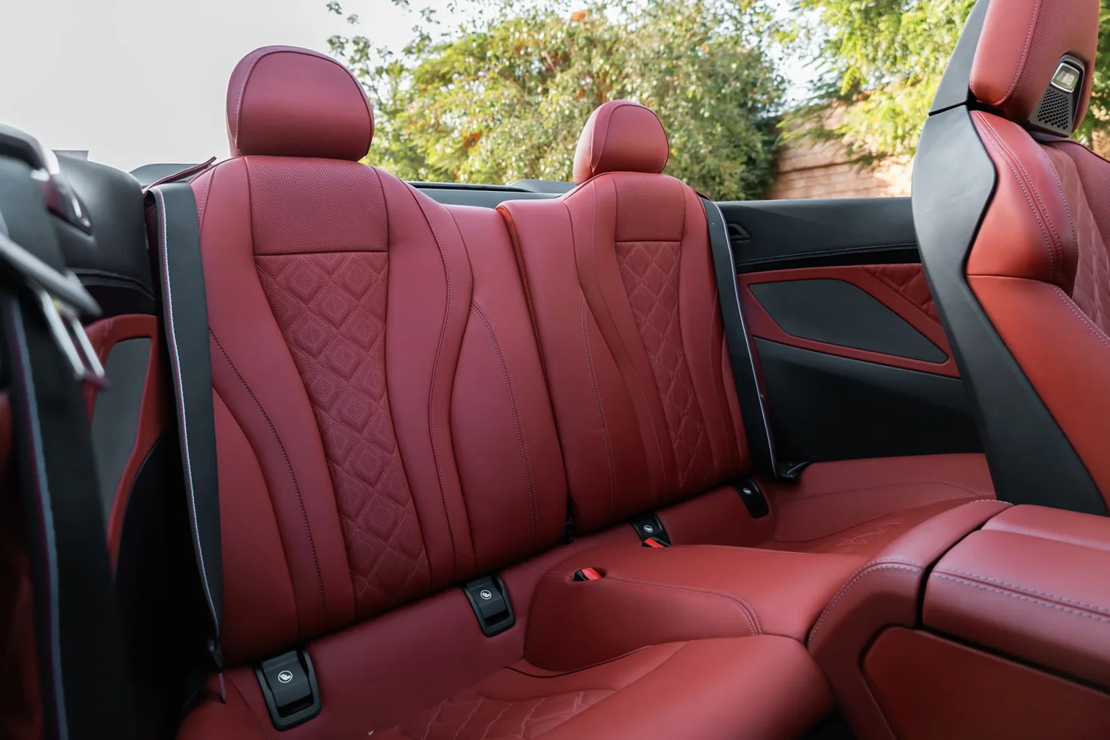 Аренда BMW M8 Competition Красный 2022 в Дубае - 7 