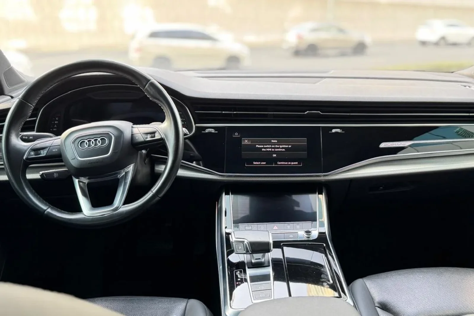 Kiralık Audi Q7  Kırmızı 2021 içinde Dubai