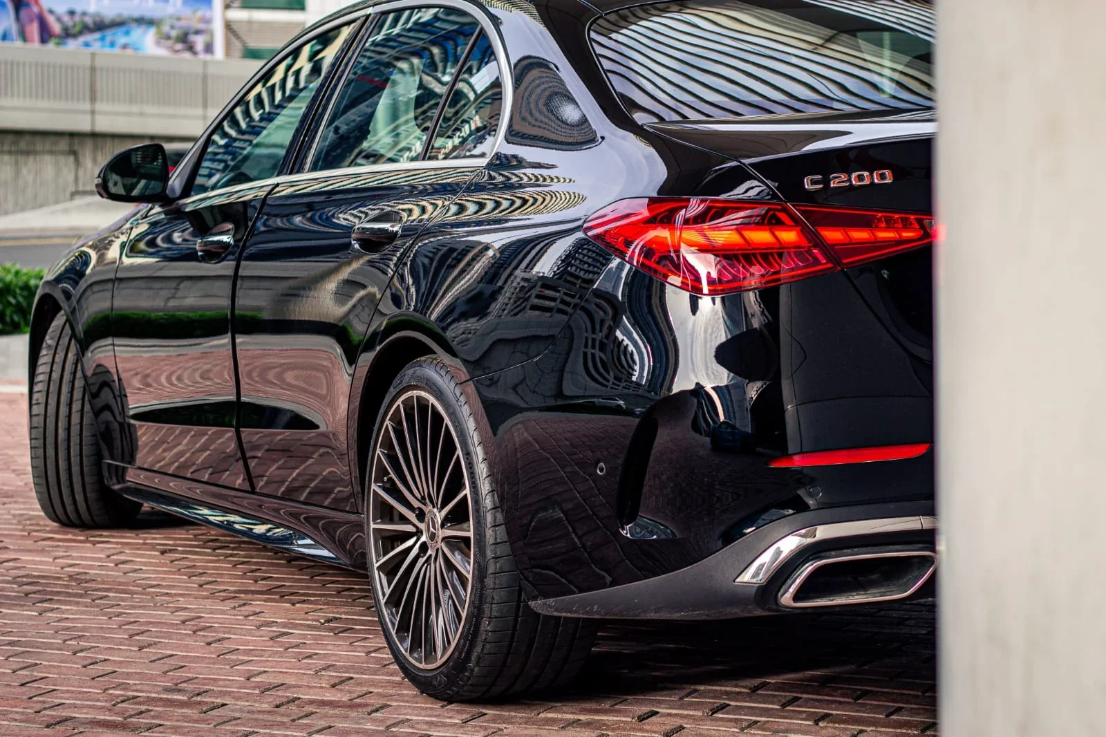 Loyer Mercedes-Benz C-Class Mercedes C200 Noir 2025 en Dubai
