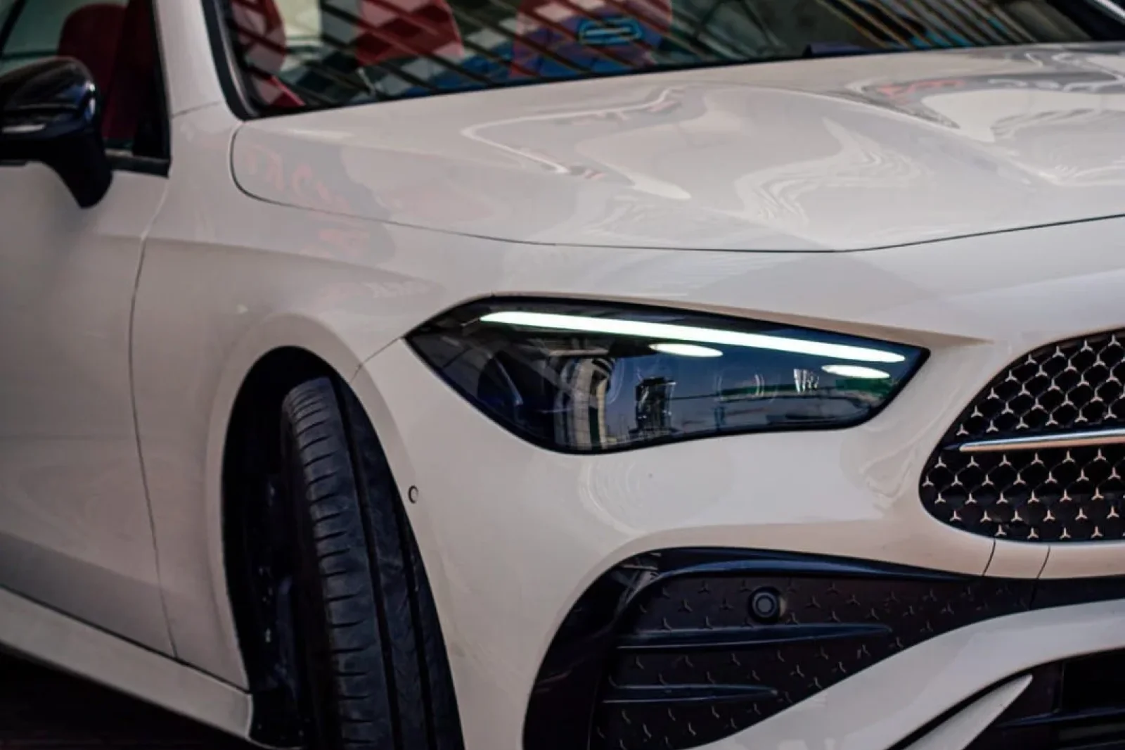 Huren Mercedes-Benz CLE-Class Mercedes CLE200  Wit 2025 in Dubai