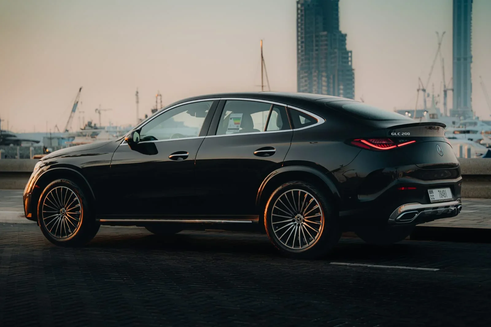 Аренда Mercedes-Benz GLC Coupe Mercedes GLC200 Черный 2025 в Дубае