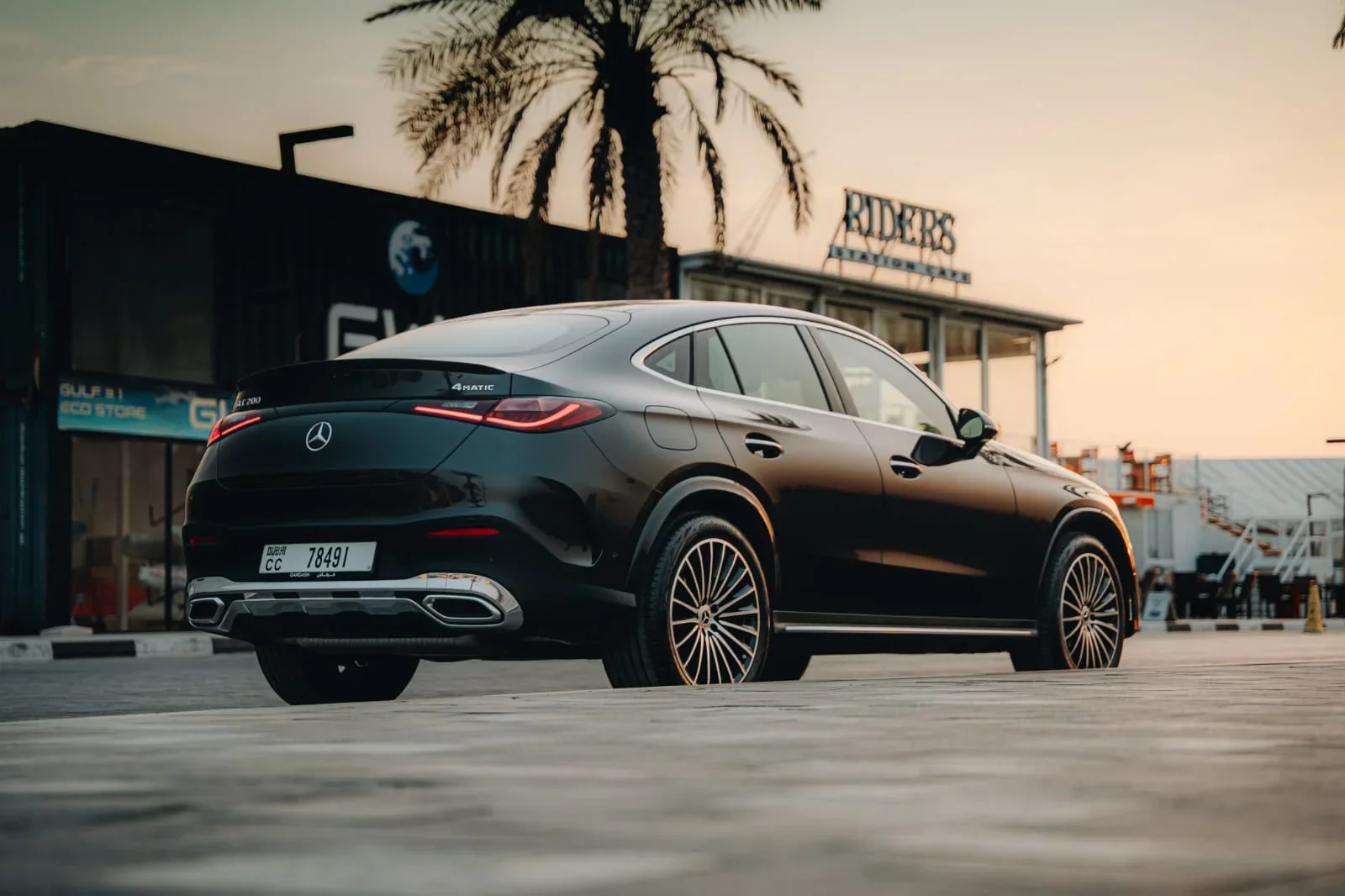 Аренда Mercedes-Benz GLC Coupe Mercedes GLC200 Черный 2025 в Дубае