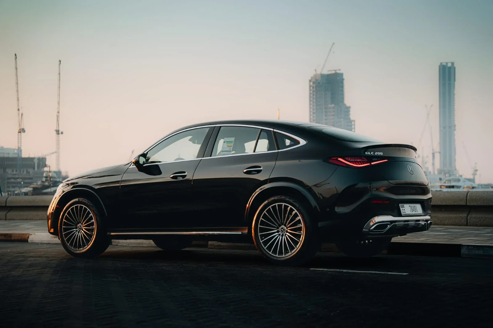 Аренда Mercedes-Benz GLC Coupe Mercedes GLC200 Черный 2025 в Дубае