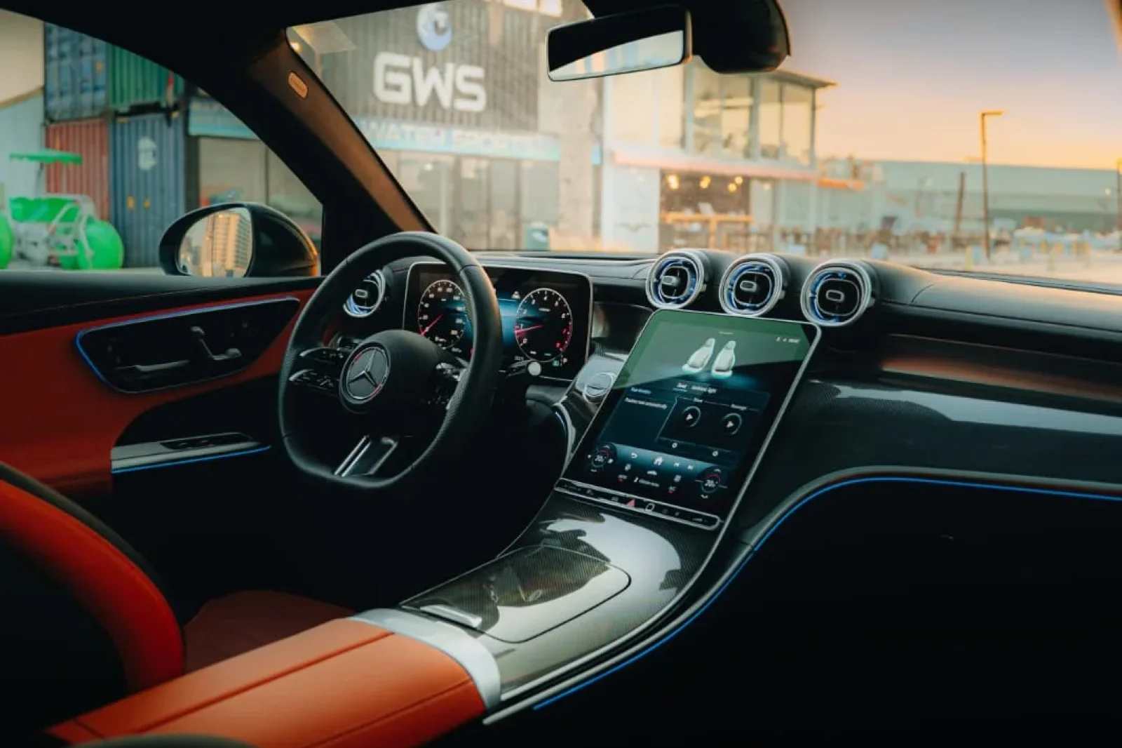 Аренда Mercedes-Benz GLC Coupe Mercedes GLC200 Черный 2025 в Дубае