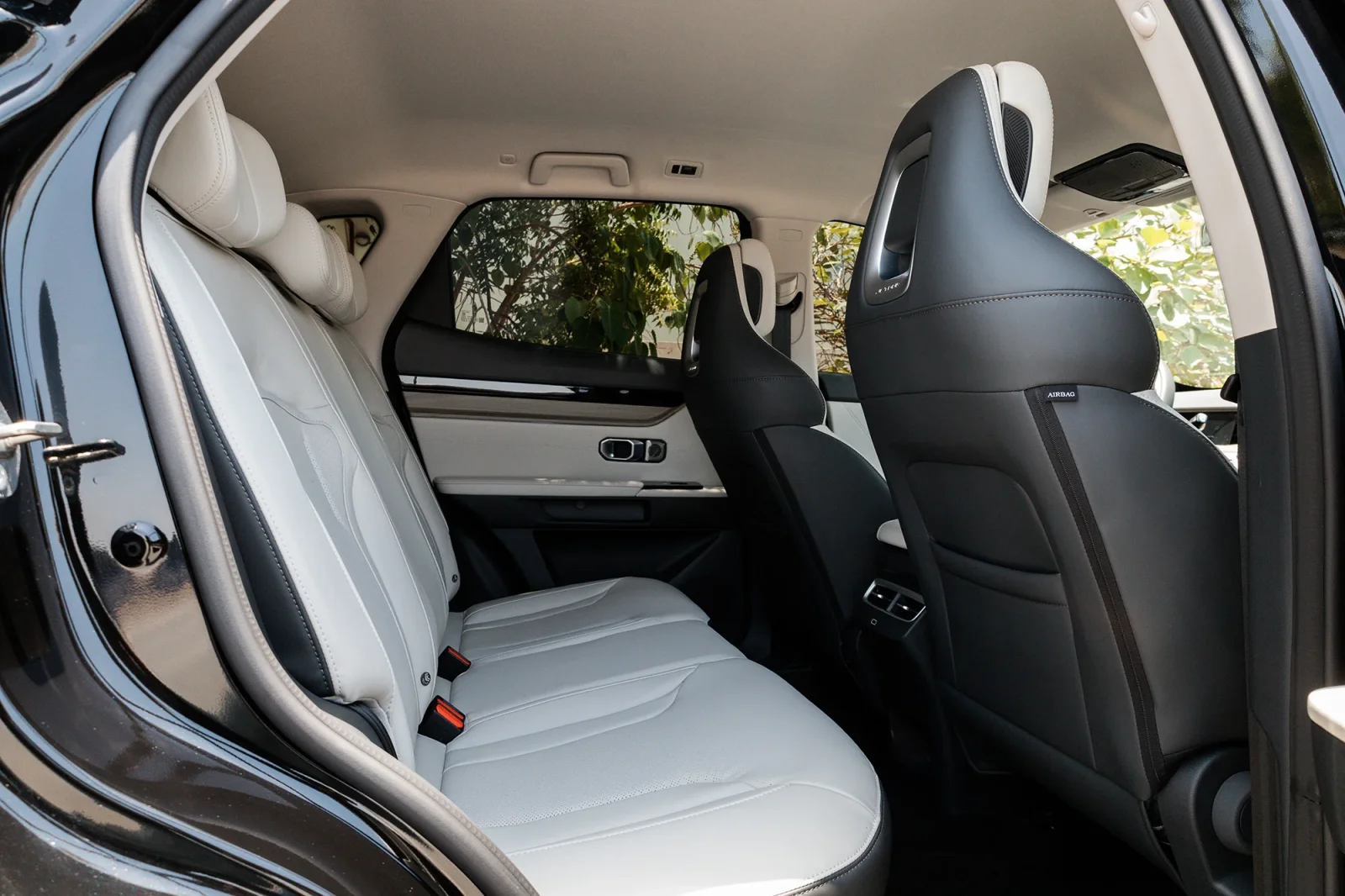 Loyer Jetour Dashing  Noir 2025 en Dubai - 10 