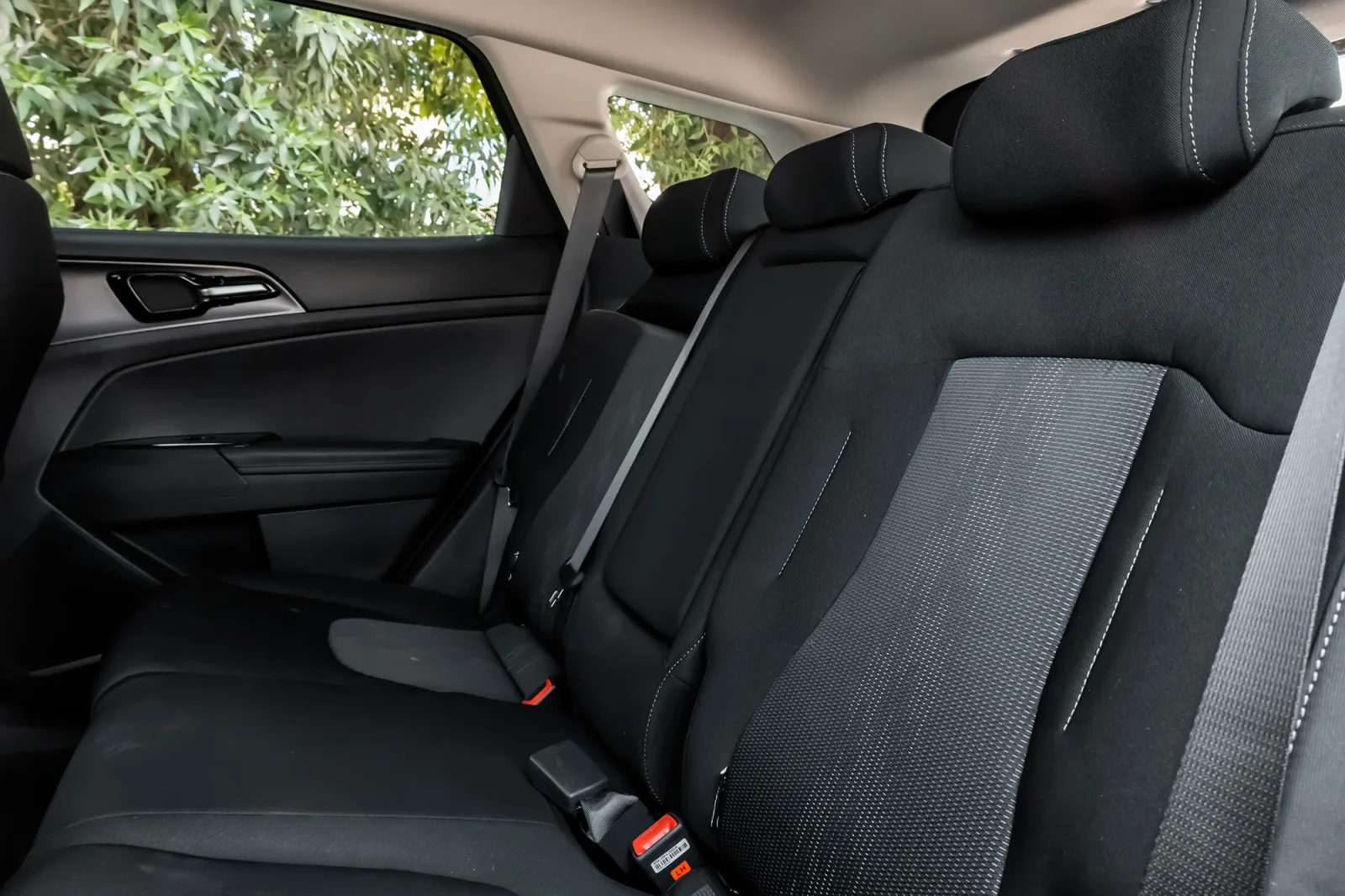 Affitto Kia Sportage  Blu 2025 in Dubai - 4 