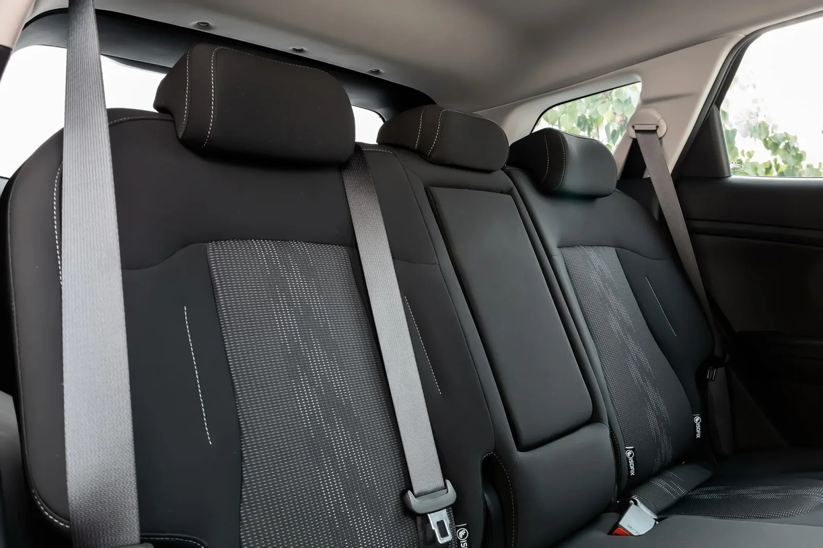 Rent Kia Sportage  Grey 2025 in Dubai - 11 