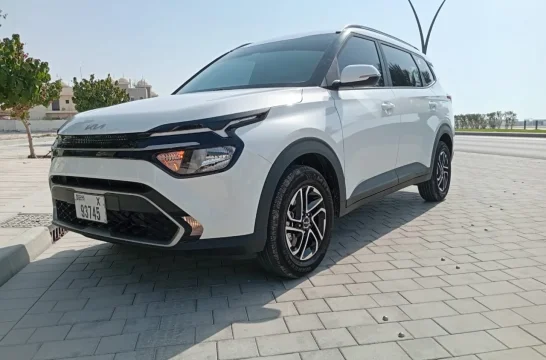 Kia Carens White 2025