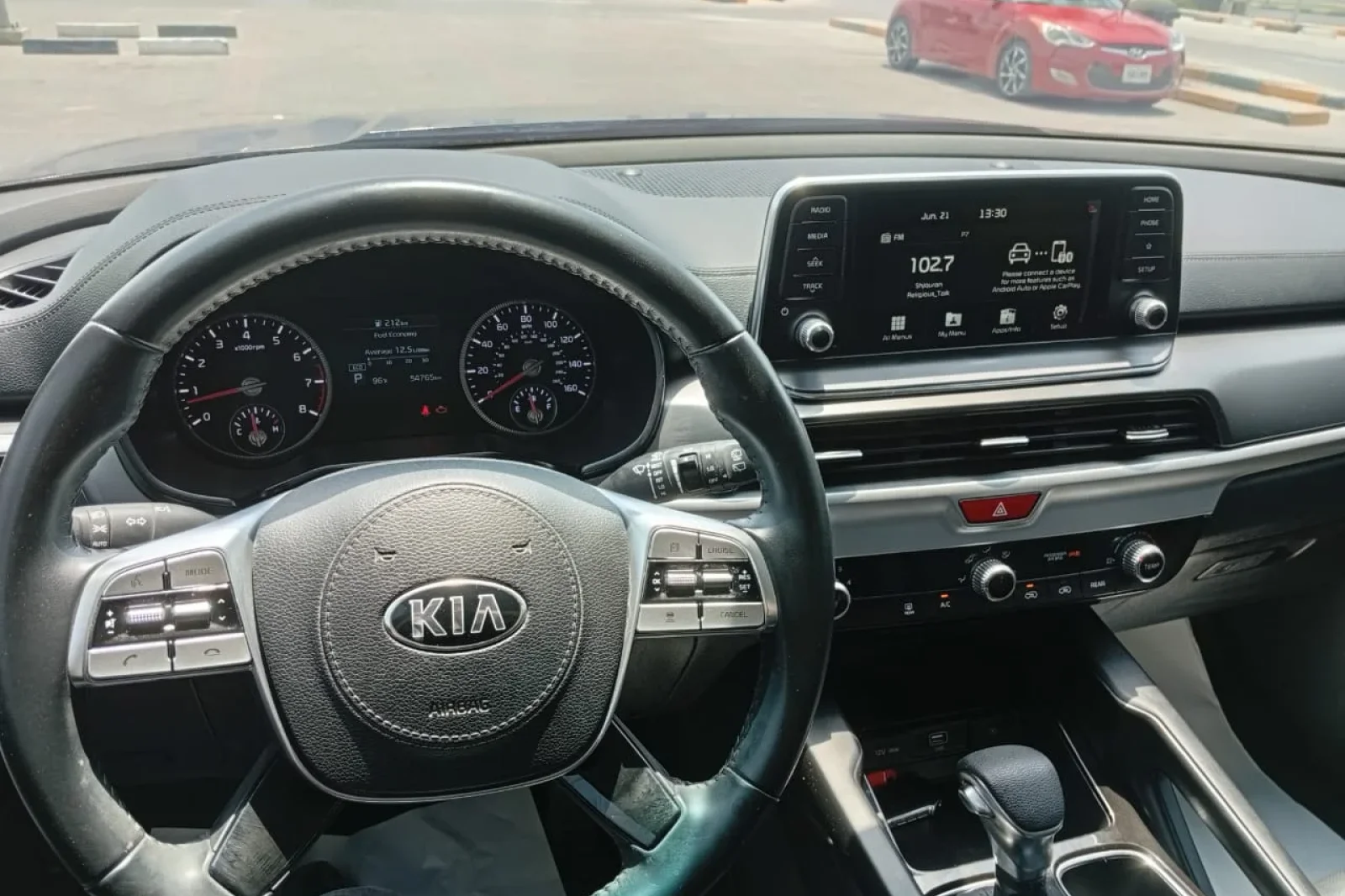 Rent Kia Telluride  Black 2021 in Dubai - 4 