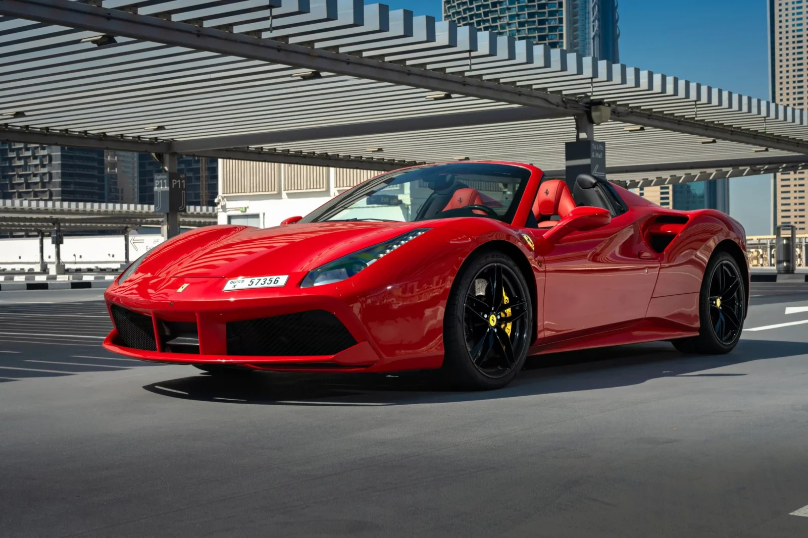 Loyer Ferrari 488  Rouge 2017 en Dubai