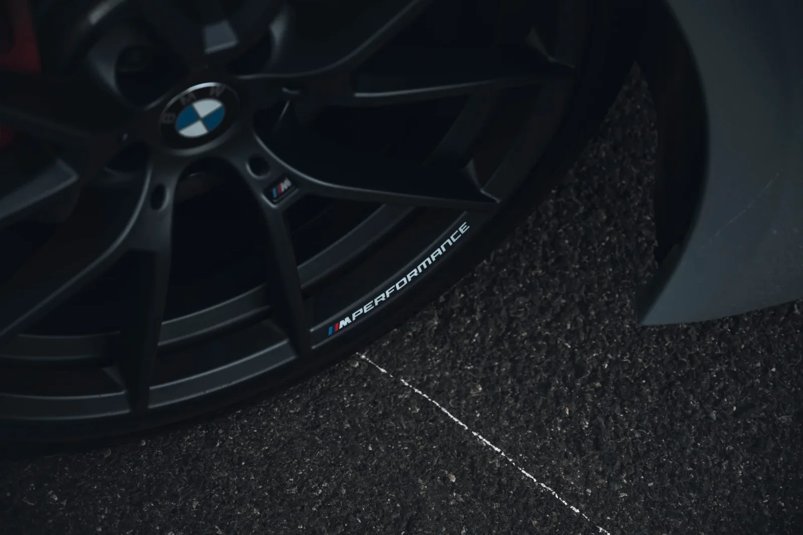 Alquiler BMW 3-Series M340i Gris 2025 en Dubái - 8 