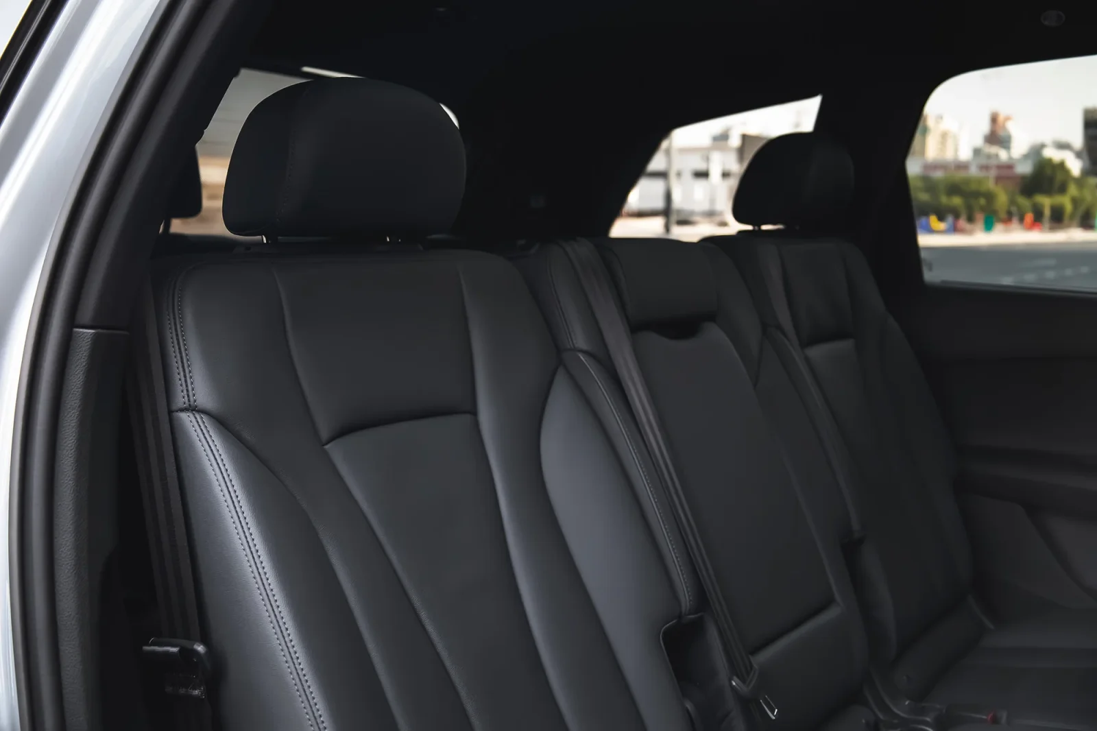 Rent Audi Q7  Silver 2023 in Dubai - 14 