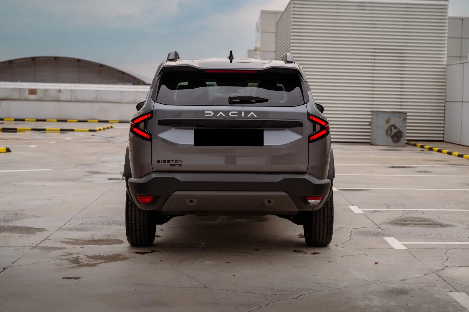 Kiralık Dacia Bigster  Gri 2025 içinde Dubai - 9 