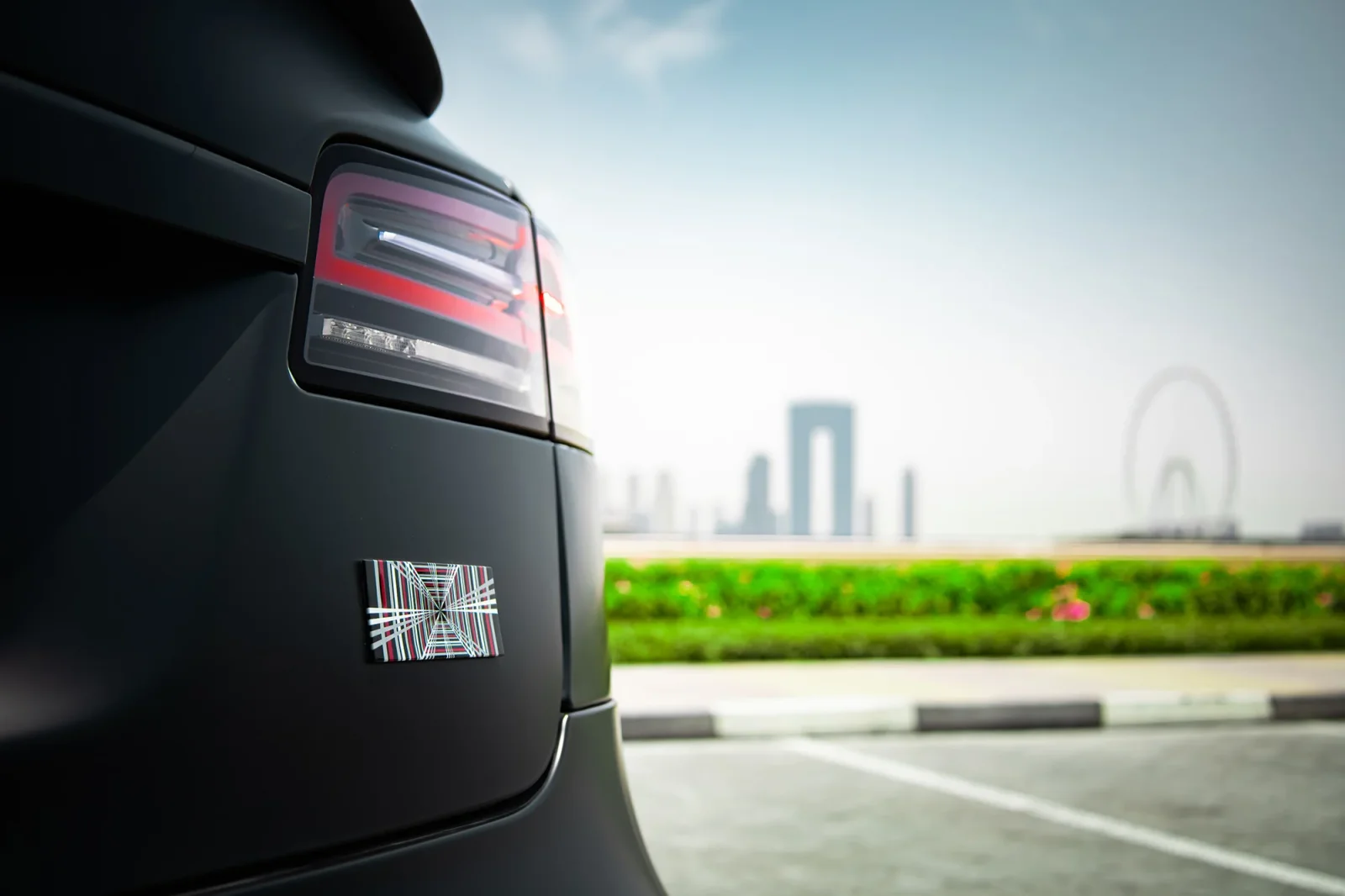 Аренда Tesla Model S Plaid Черный 2024 в Дубае