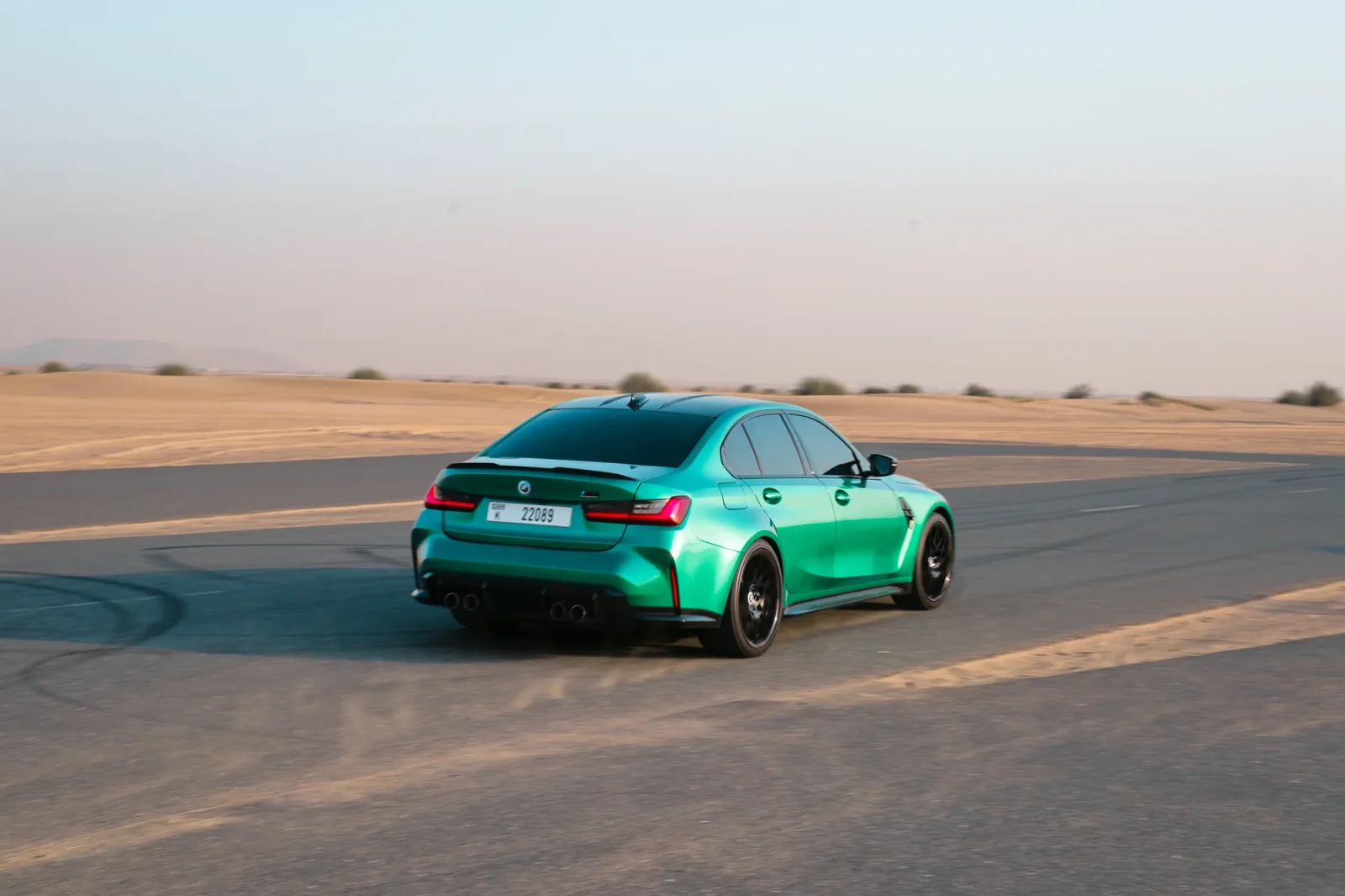 Kiralık BMW M3  Yeşil 2021 içinde Dubai - 9 