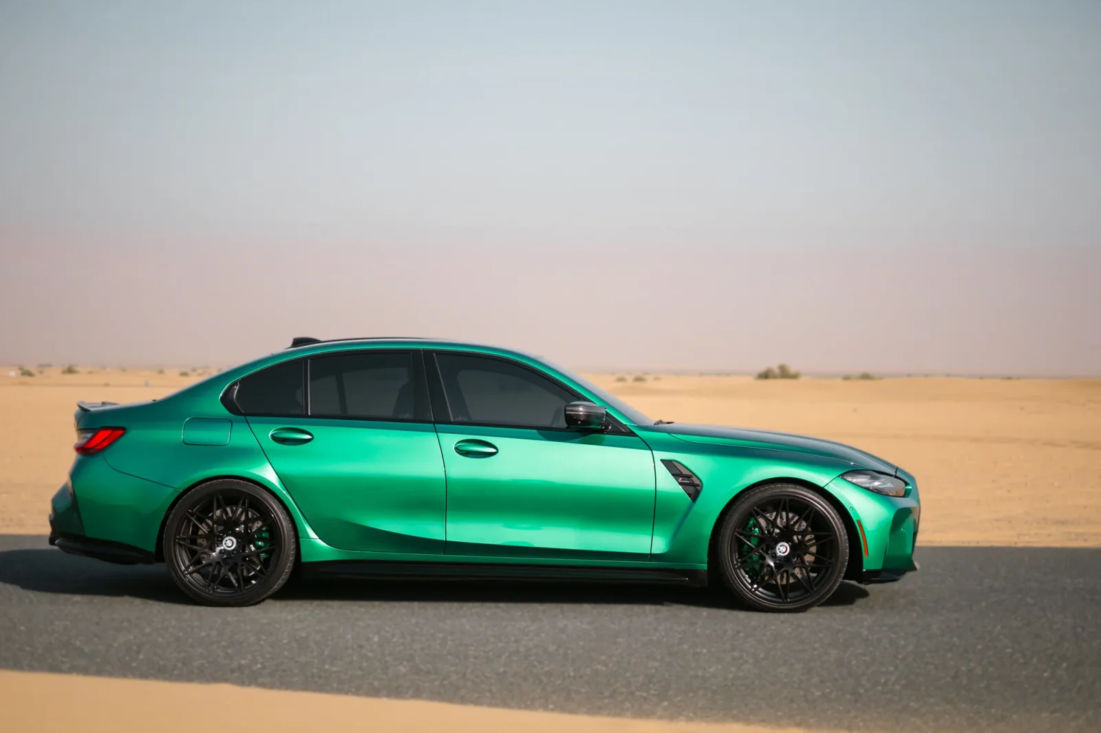 Kiralık BMW M3  Yeşil 2021 içinde Dubai - 14 