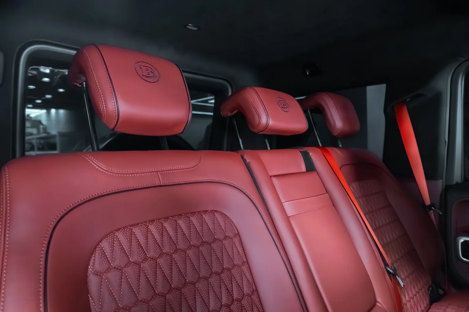 Аренда Mercedes-Benz G-Class  BRABUS 800  Черный 2021 в Дубае - 6 