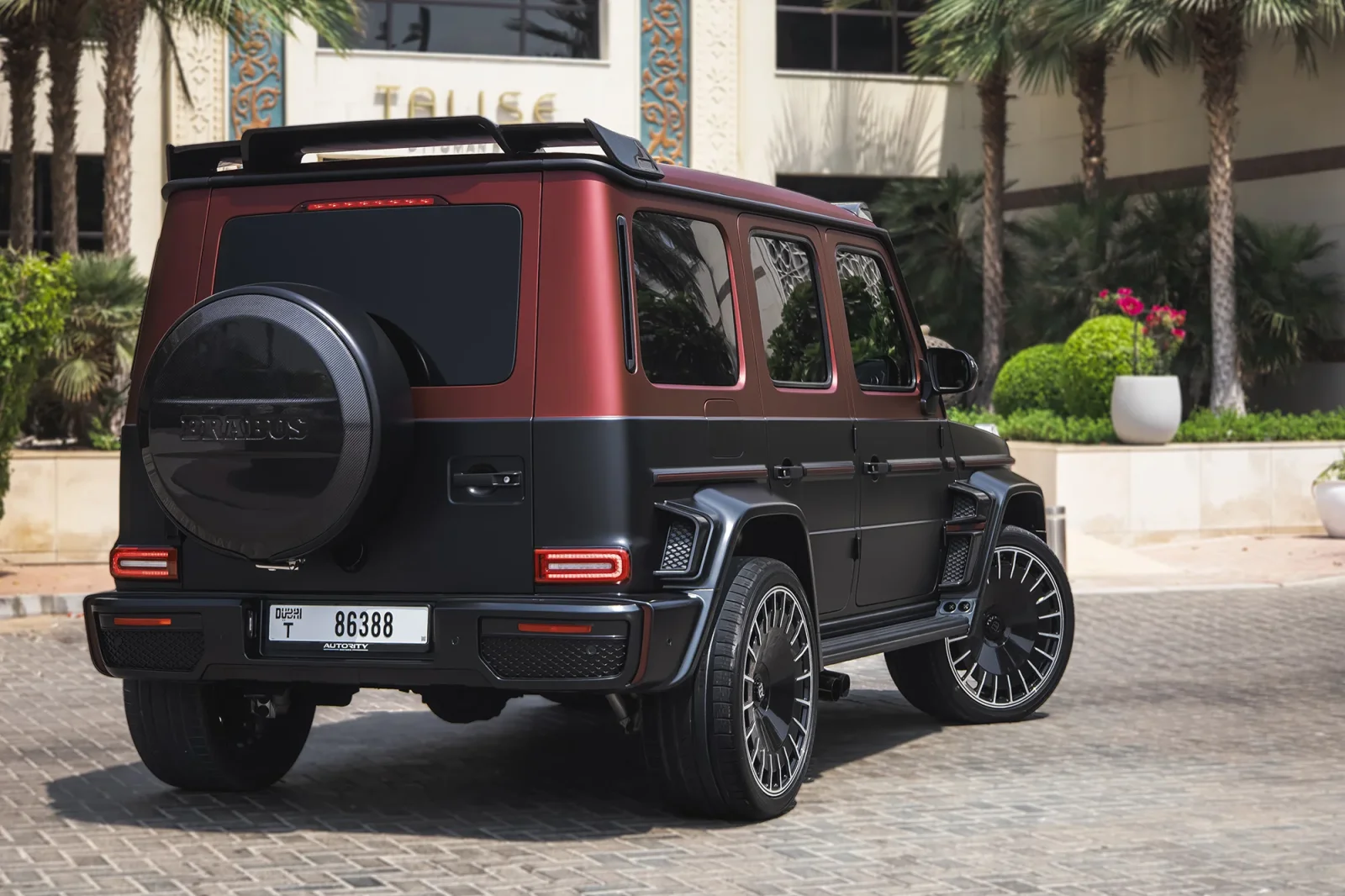 Аренда Mercedes-Benz G-Class  BRABUS 800  Черный 2021 в Дубае - 11 