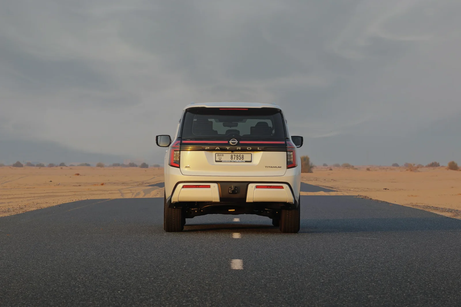 Kiralık Nissan Patrol  Beyaz 2026 içinde Dubai