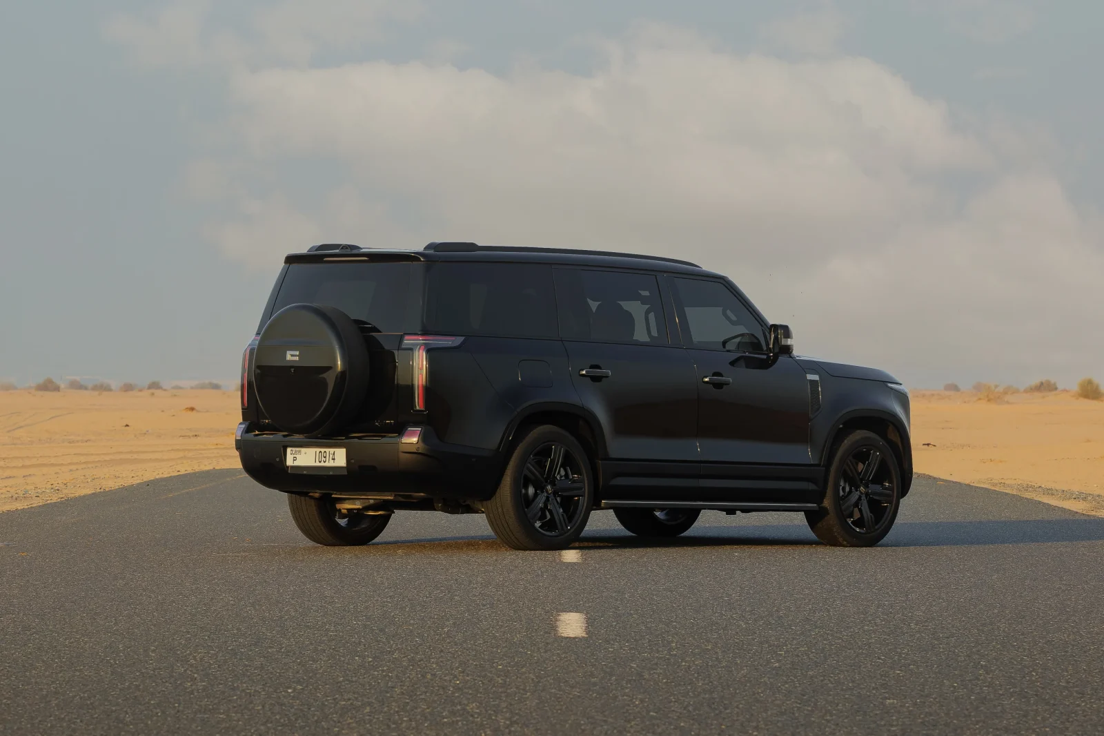 Kiralık Rox 01  Siyah 2025 içinde Dubai