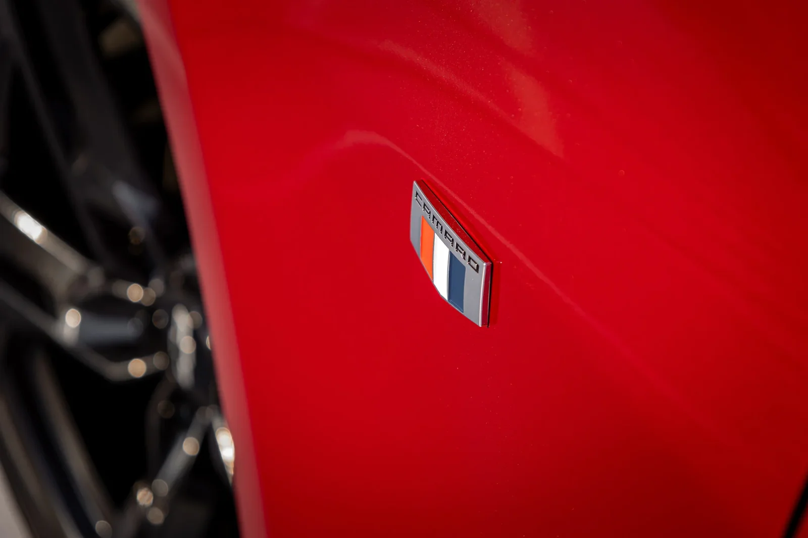 Аренда Chevrolet Camaro  Красный 2023 в Дубае - 13 