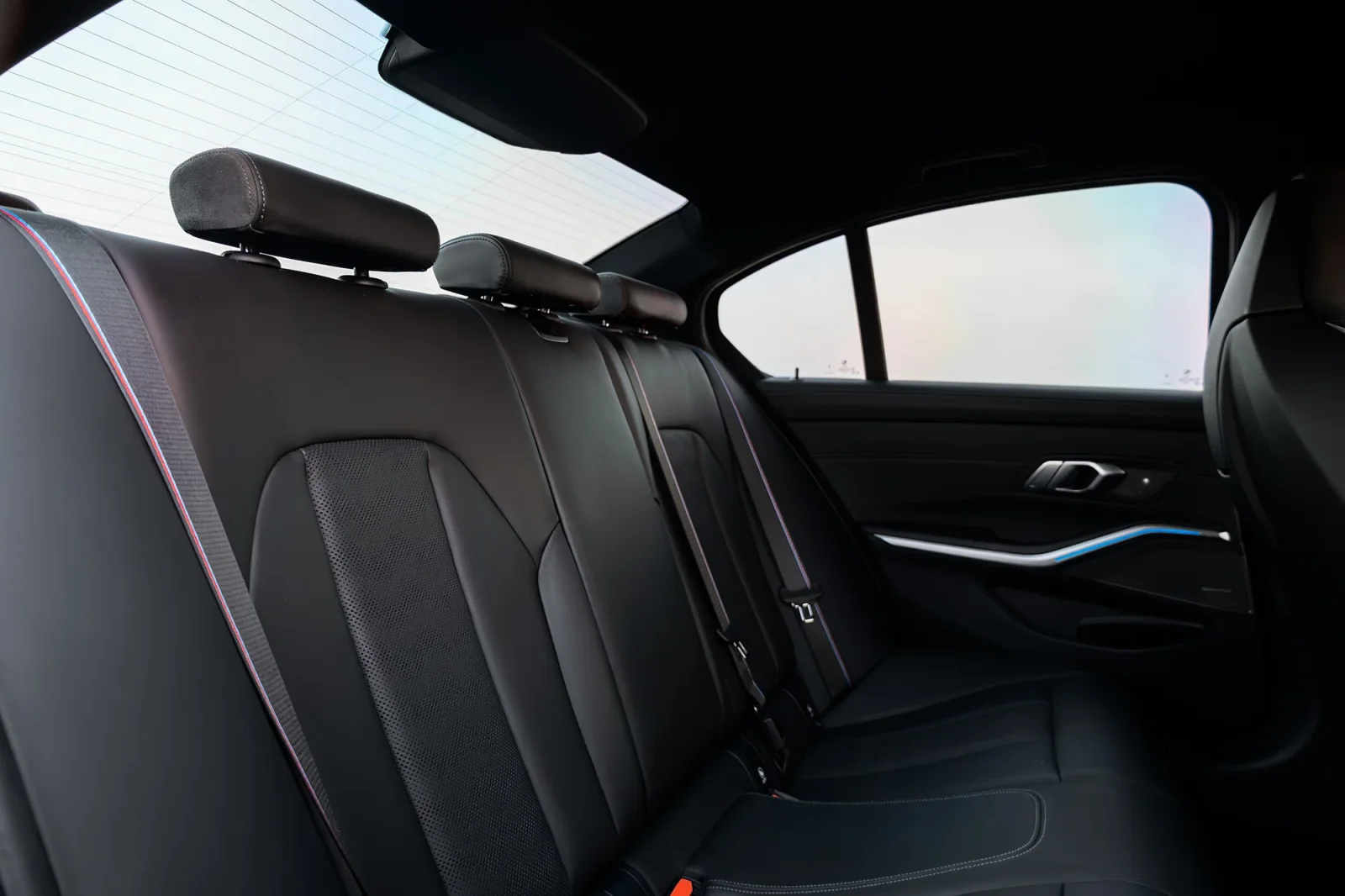 Аренда BMW M3 Competition Серый 2025 в Дубае - 5 