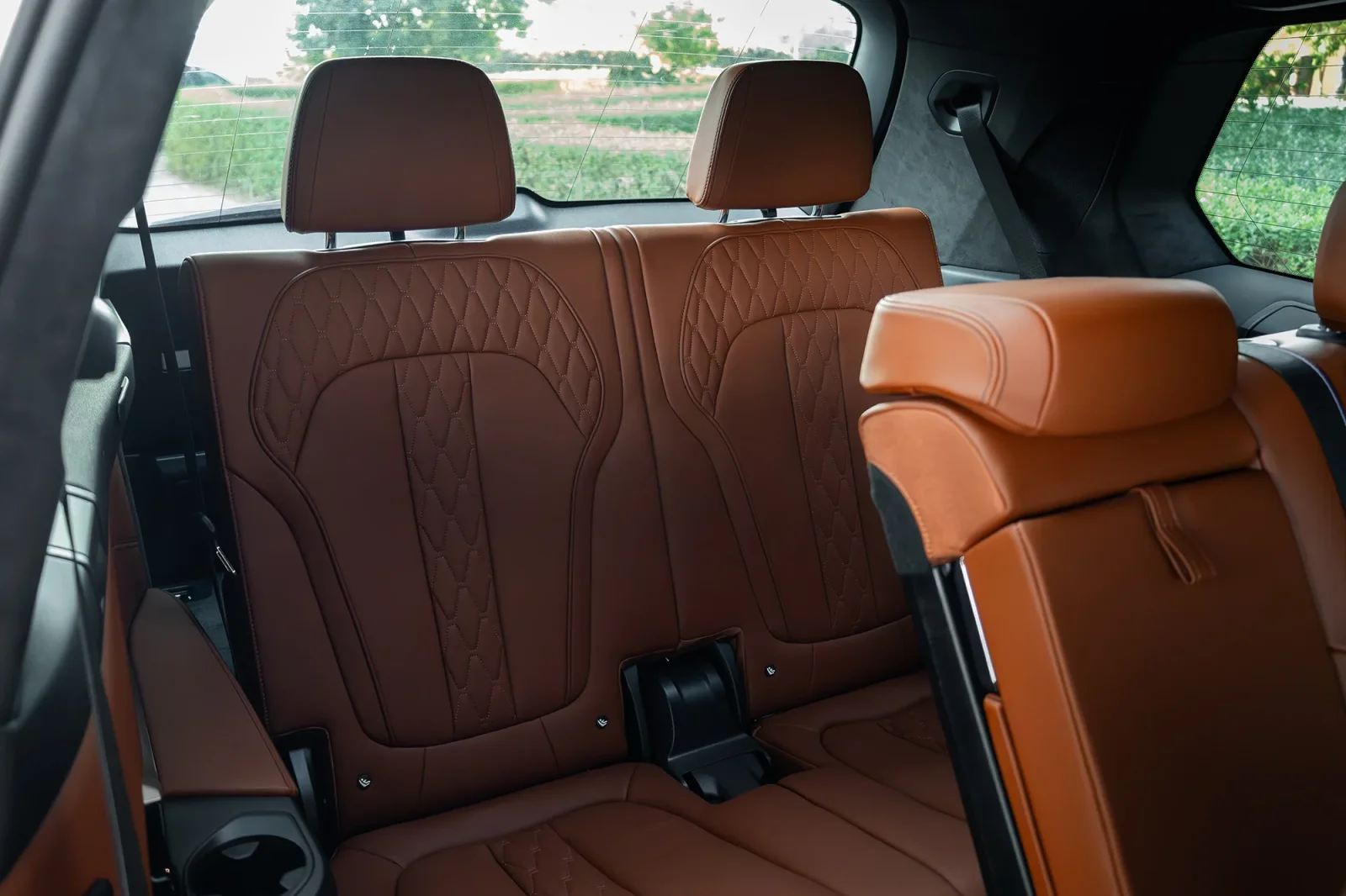 Аренда BMW X7 40i Серый 2025 в Дубае - 7 