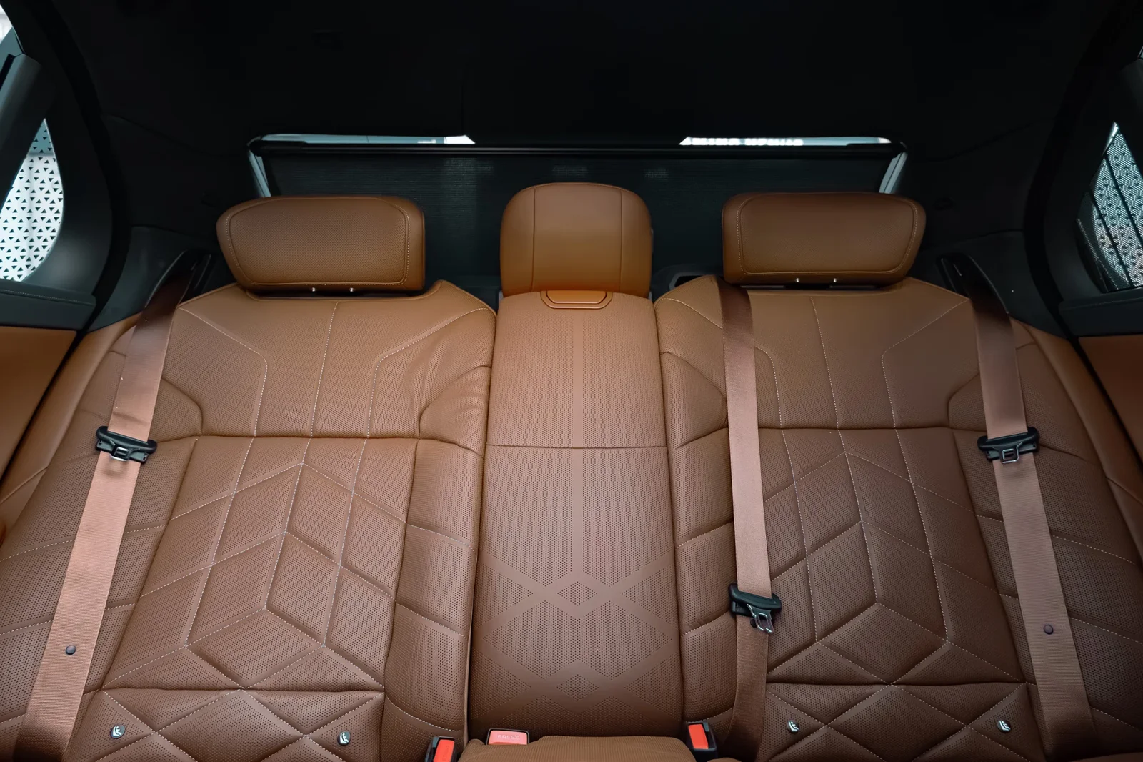 Loyer BMW 7-Series 740i Bleu 2023 en Dubai - 8 