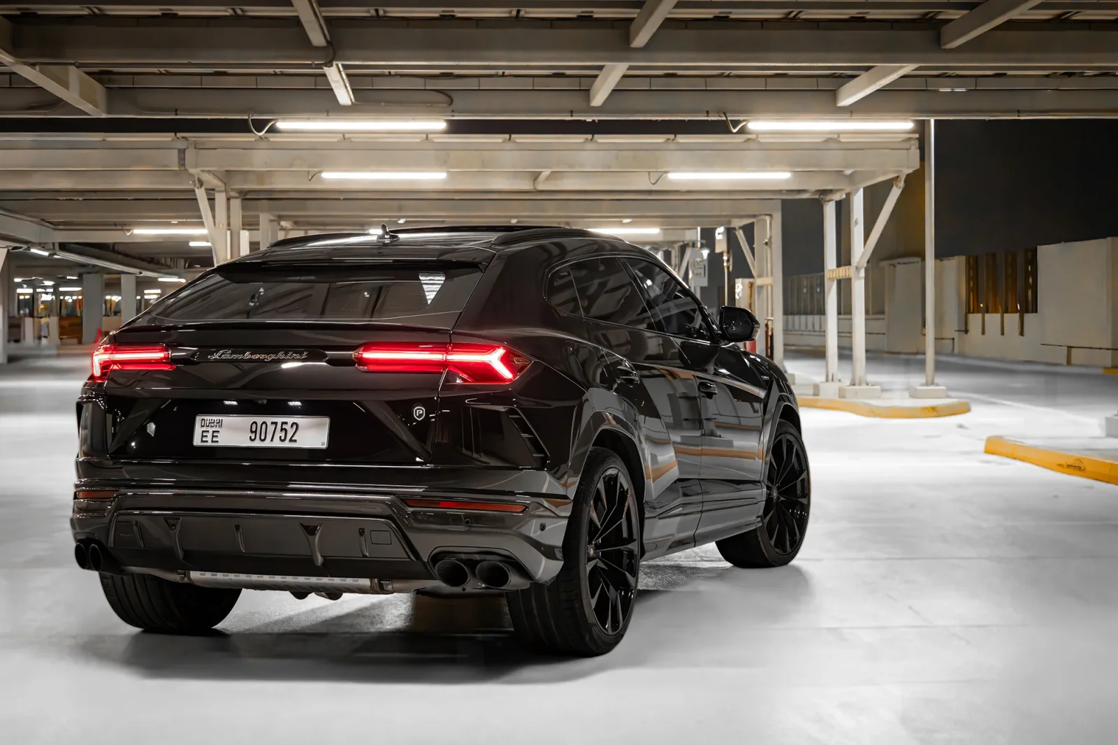 Аренда Lamborghini Urus  Черный 2022 в Дубае - 13 